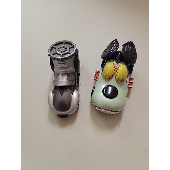 Disney Racers Diecast Runaway Brain Mickey Mouse & Steamboat - Picture 2 of 7